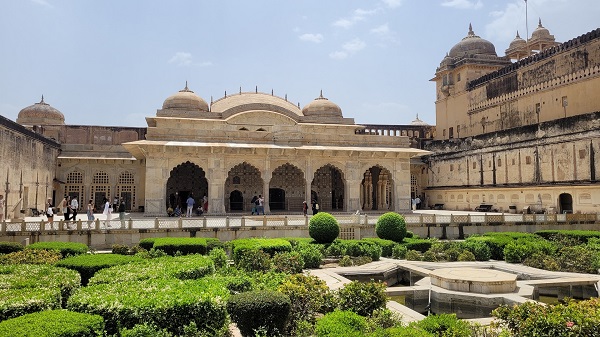 Fuerte Amber de Sheesh Mahal